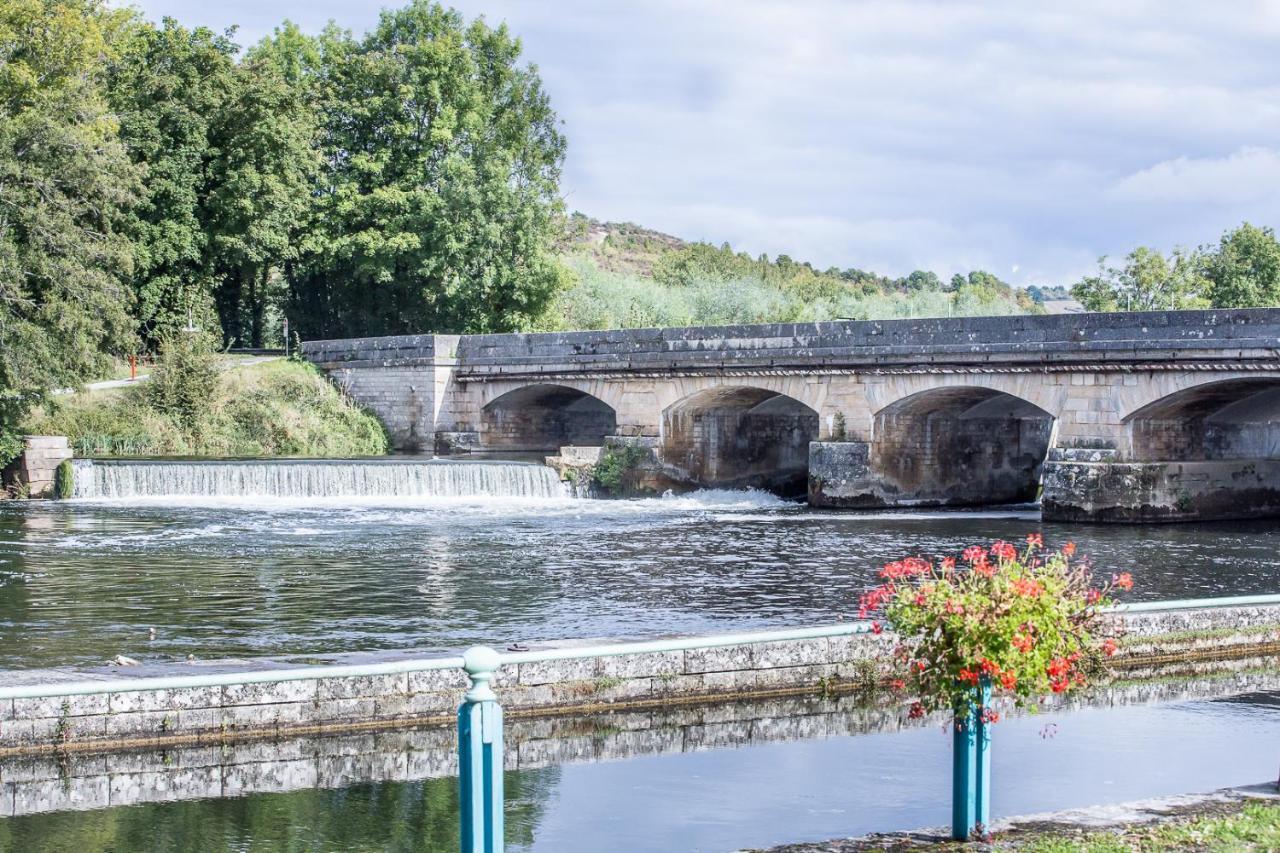 Entre Canal Et Vignes Bed and Breakfast Escolives-Sainte-Camille Exterior foto