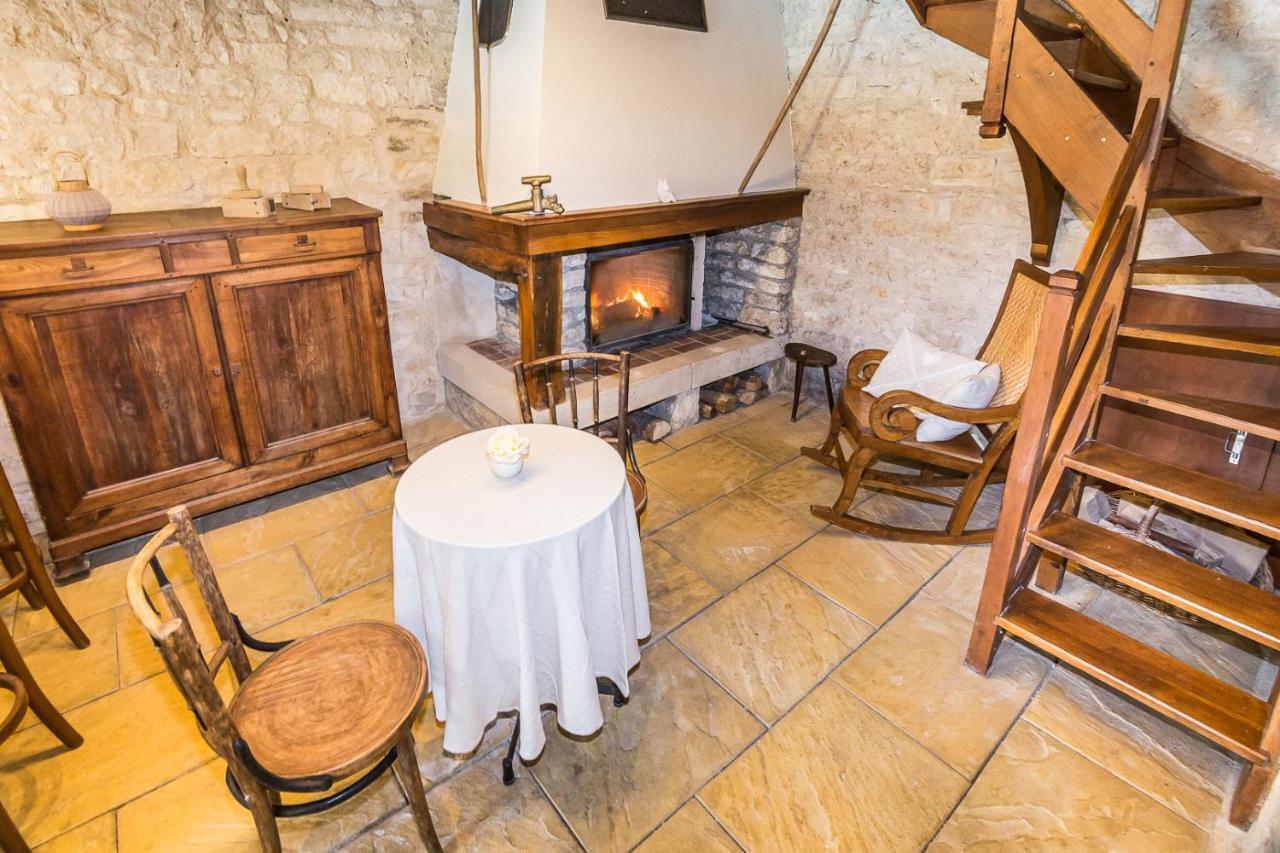 Entre Canal Et Vignes Bed and Breakfast Escolives-Sainte-Camille Exterior foto