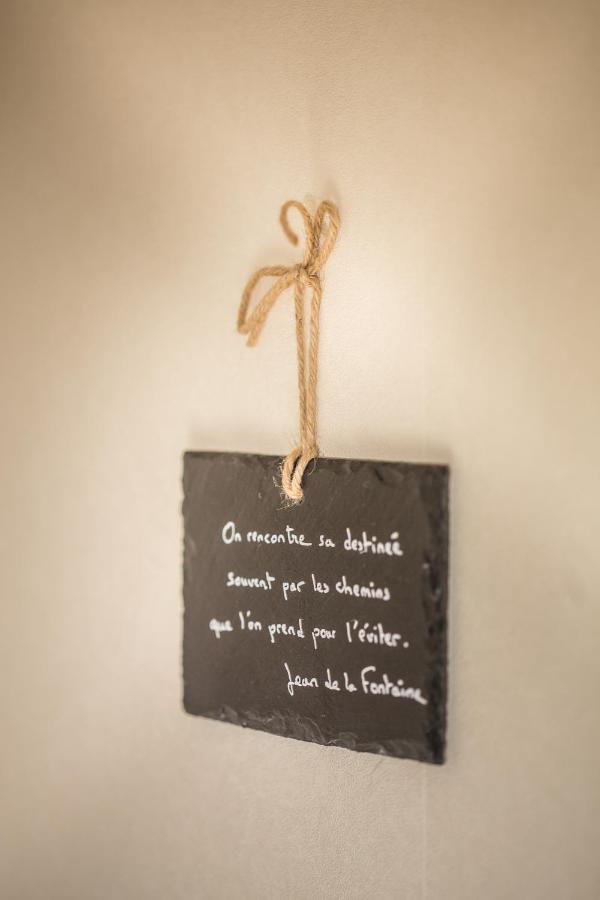 Entre Canal Et Vignes Bed and Breakfast Escolives-Sainte-Camille Exterior foto